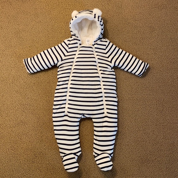 Baby Gap Striped Bunting - EUC - Picture 1 of 10